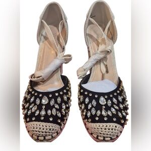 Shoedazzle Black and Cream studded wedge Women's Shoes size 8